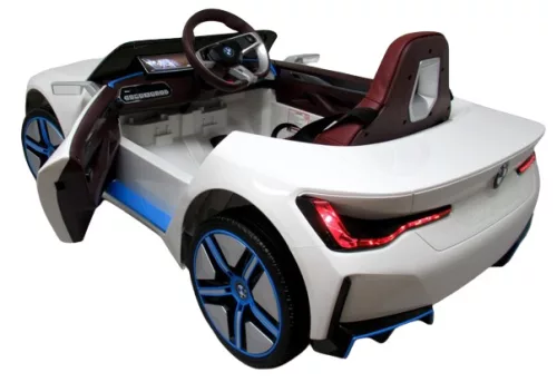 BMW i4 elektromos kisautó - fehér