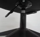 Fekete ergonómikus irodai forgószék, karosszék