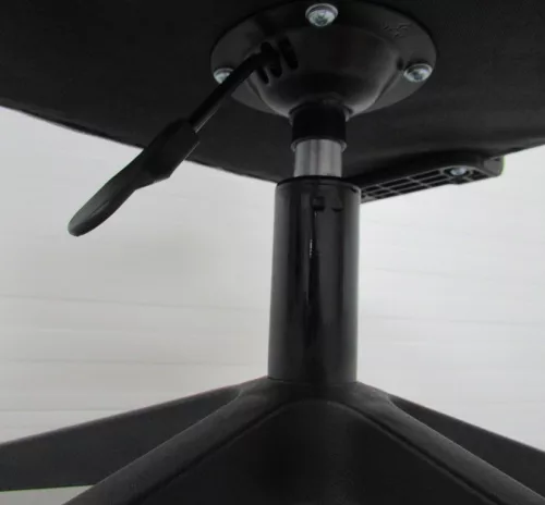 Fekete ergonómikus irodai forgószék, karosszék
