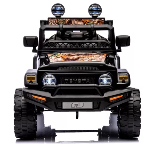 Terep szinű Toyota FJ Cruiser licencelt elektromos kisautó