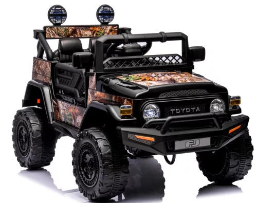 Terep szinű Toyota FJ Cruiser licencelt elektromos kisautó
