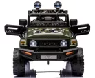Zöld Toyota FJ Cruiser licencelt elektromos kisautó