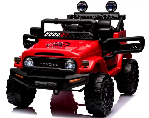 Piros Toyota FJ Cruiser licencelt elektromos kisautó